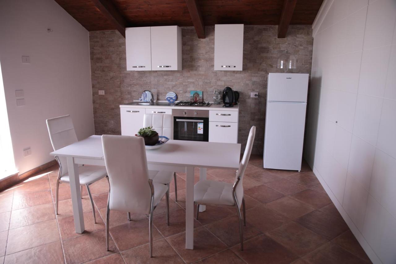 Palazzo Caracciolo Del Sole Bed & Breakfast Terzigno Exterior photo