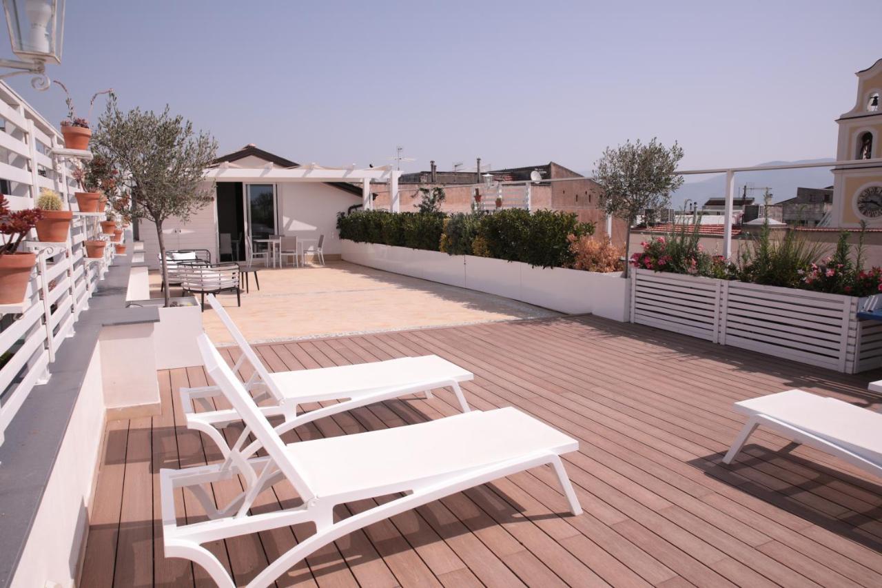 Palazzo Caracciolo Del Sole Bed & Breakfast Terzigno Exterior photo