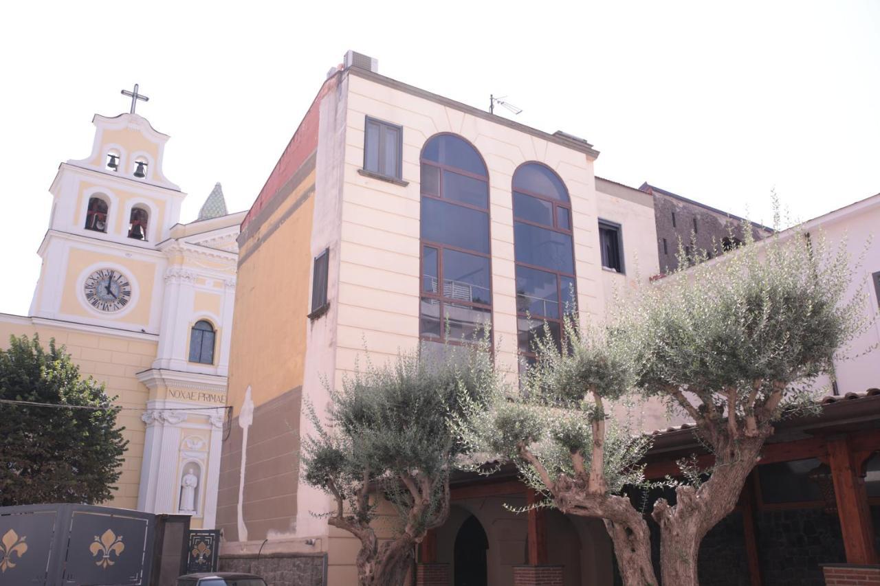 Palazzo Caracciolo Del Sole Bed & Breakfast Terzigno Exterior photo