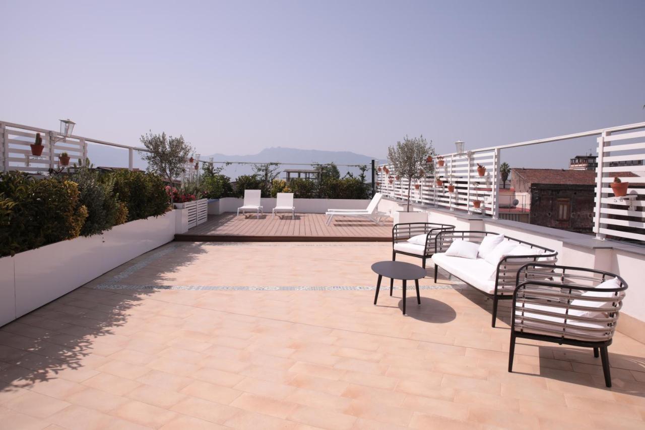 Palazzo Caracciolo Del Sole Bed & Breakfast Terzigno Exterior photo